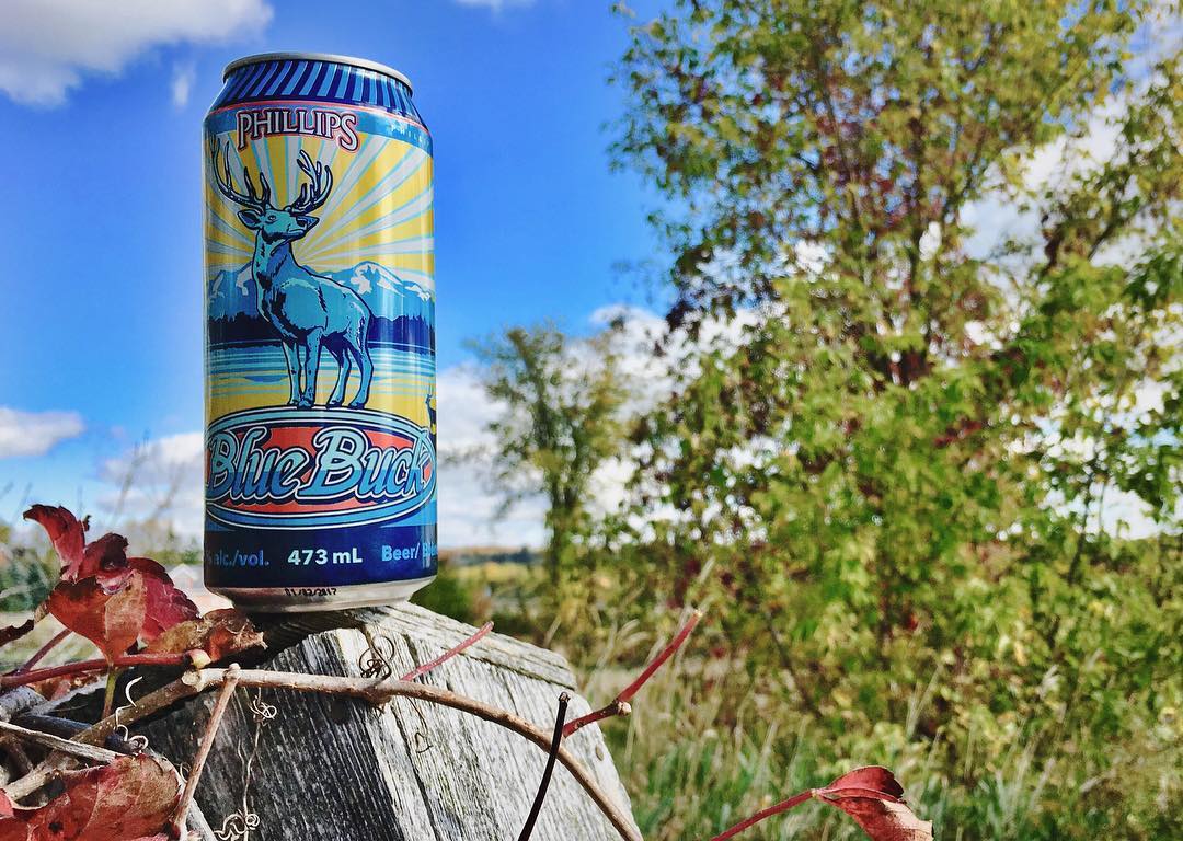 Phillips Brewing Blue Buck Ale (473 mL)